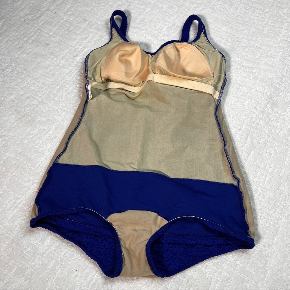 Catalina blue textured one-piece swim dress 16 - Picture 9 of 10